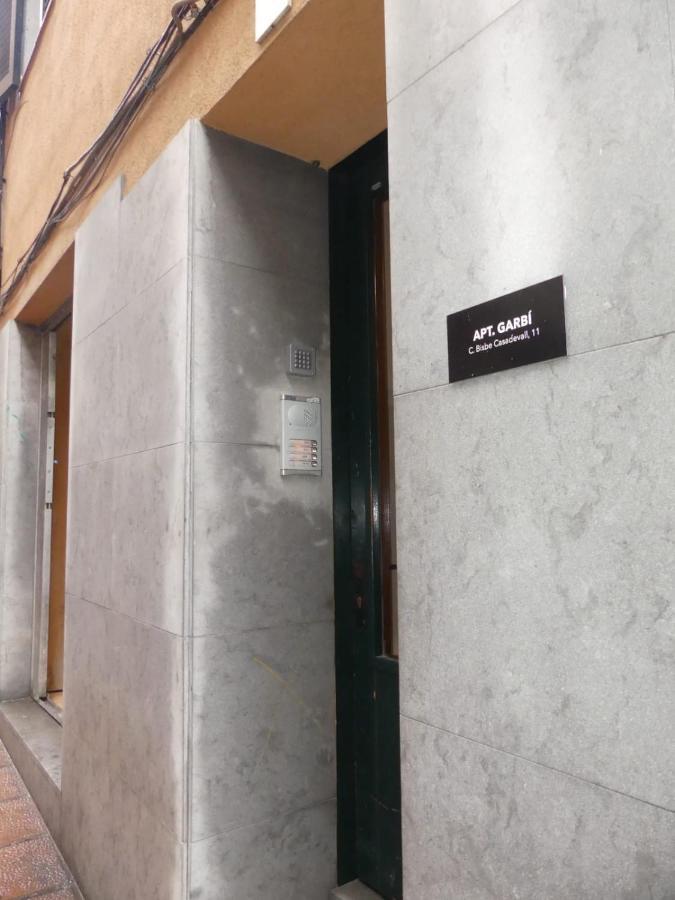 Apartament Encantador Al Centre De Vic Aptgarbi Extérieur photo