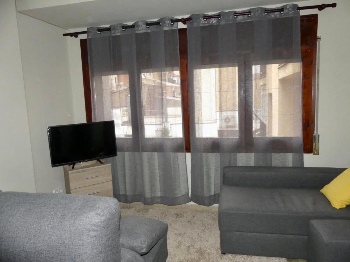 Apartament Encantador Al Centre De Vic Aptgarbi Extérieur photo