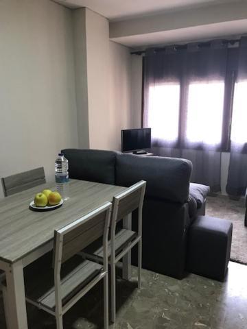 Apartament Encantador Al Centre De Vic Aptgarbi Extérieur photo